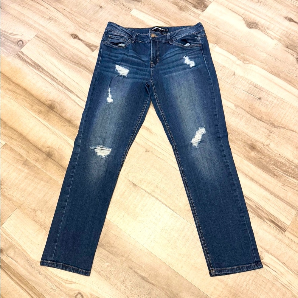 Juniors Dollhouse Charley Tapered Distressed Jeans - Picture 1 of 5